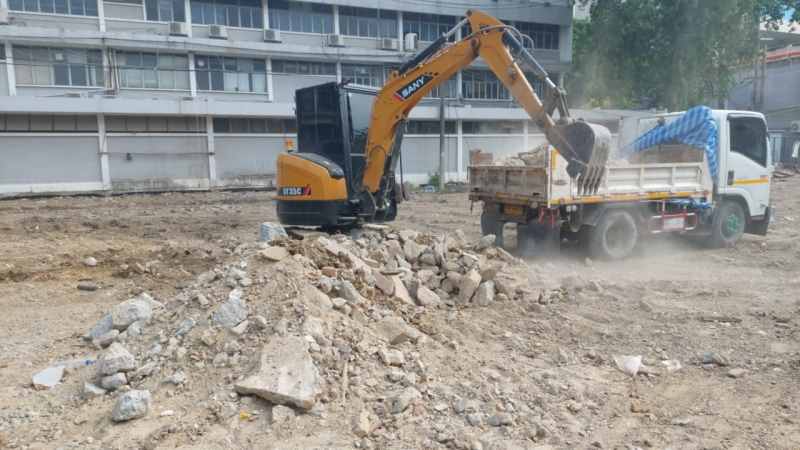 Chở sà bần công trình, xe vào được hẻm nhỏ