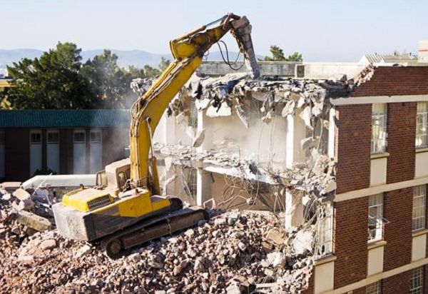 Chở sà bần sau tháo dỡ, bàn giao trong ngày