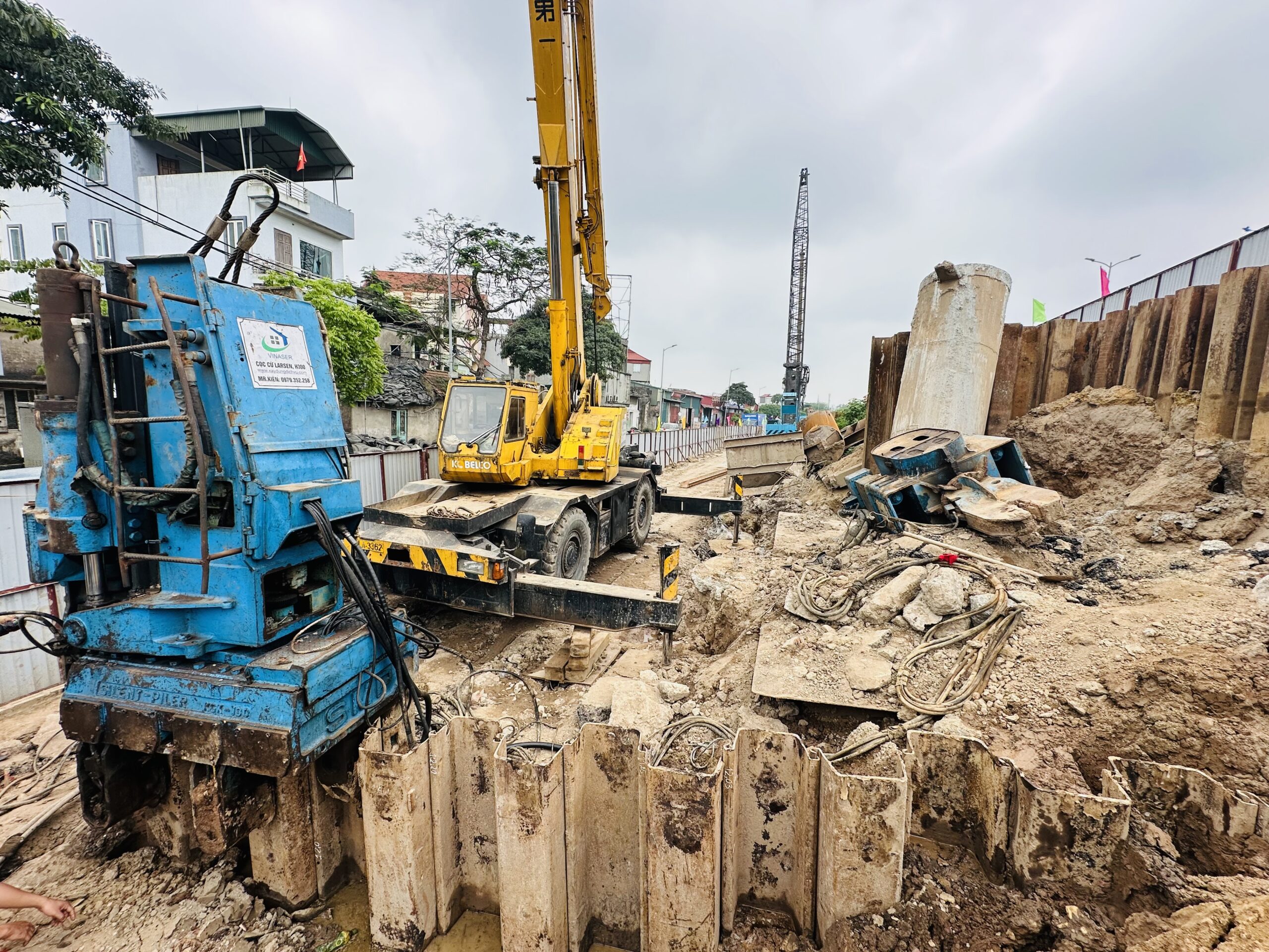 Ép cừ tấm sàn đúng kỹ thuật, bảo vệ móng nhà