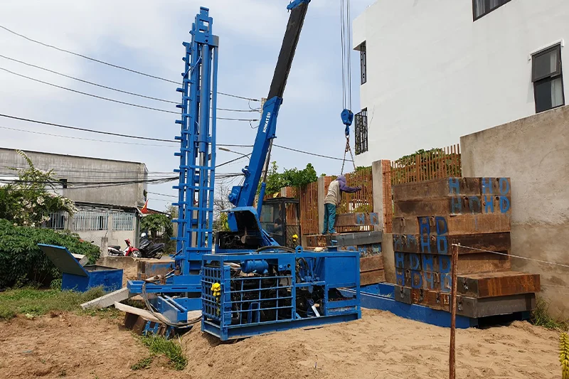 Ép cừ tấm sàn nhà phố xây chen, hạn chế rung lắc