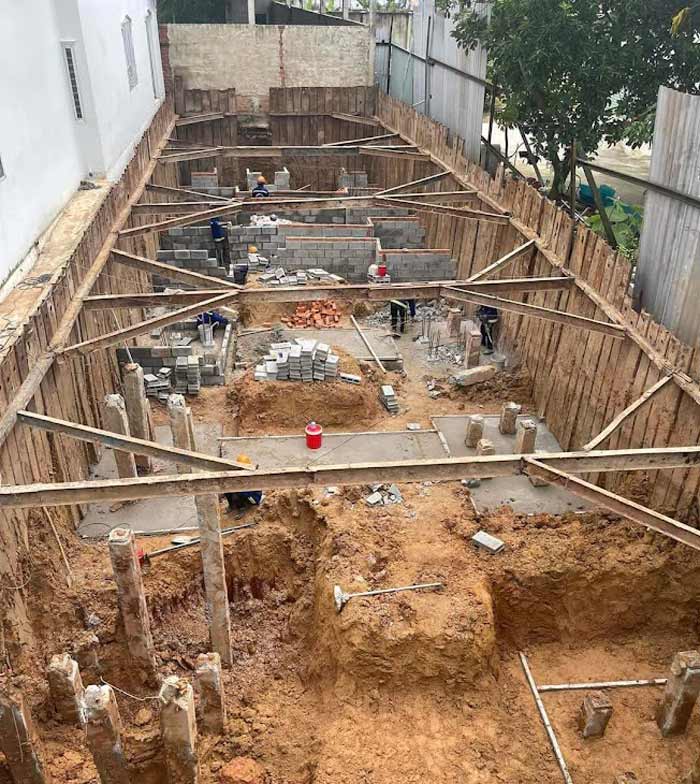 Ép cừ tấm sàn nhà phố xây chen, hạn chế rung lắc