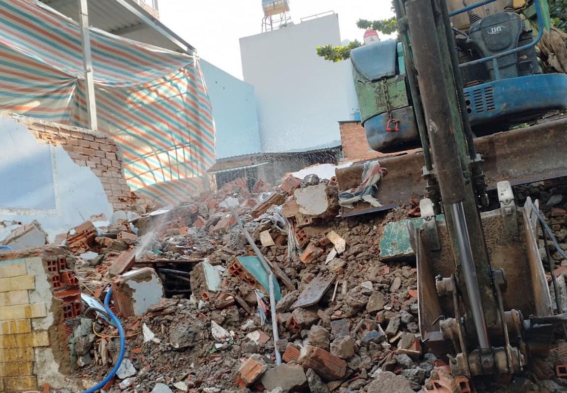 Thu mua xác nhà cũ giá cao, tháo dỡ trọn gói