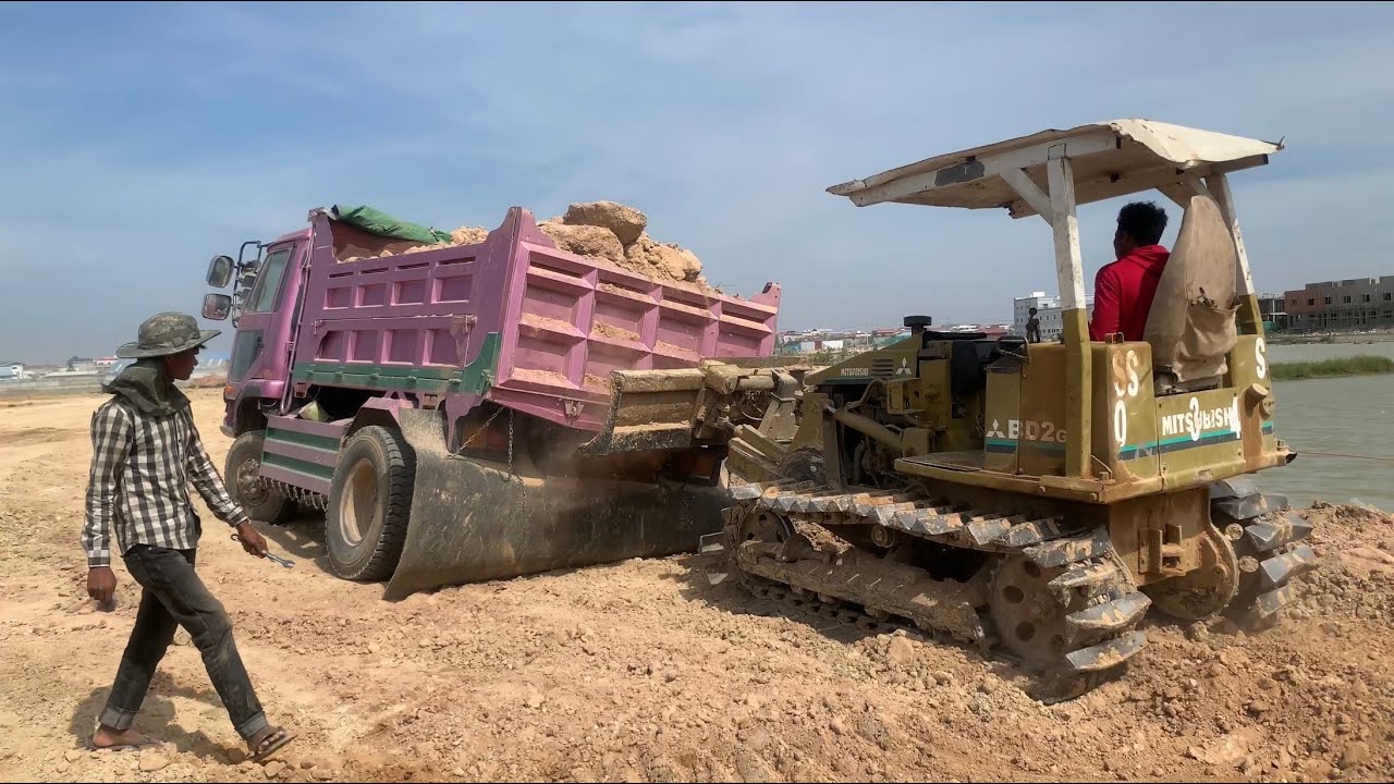 Vận chuyển sà bần sau xây dựng, xử lý trong ngày