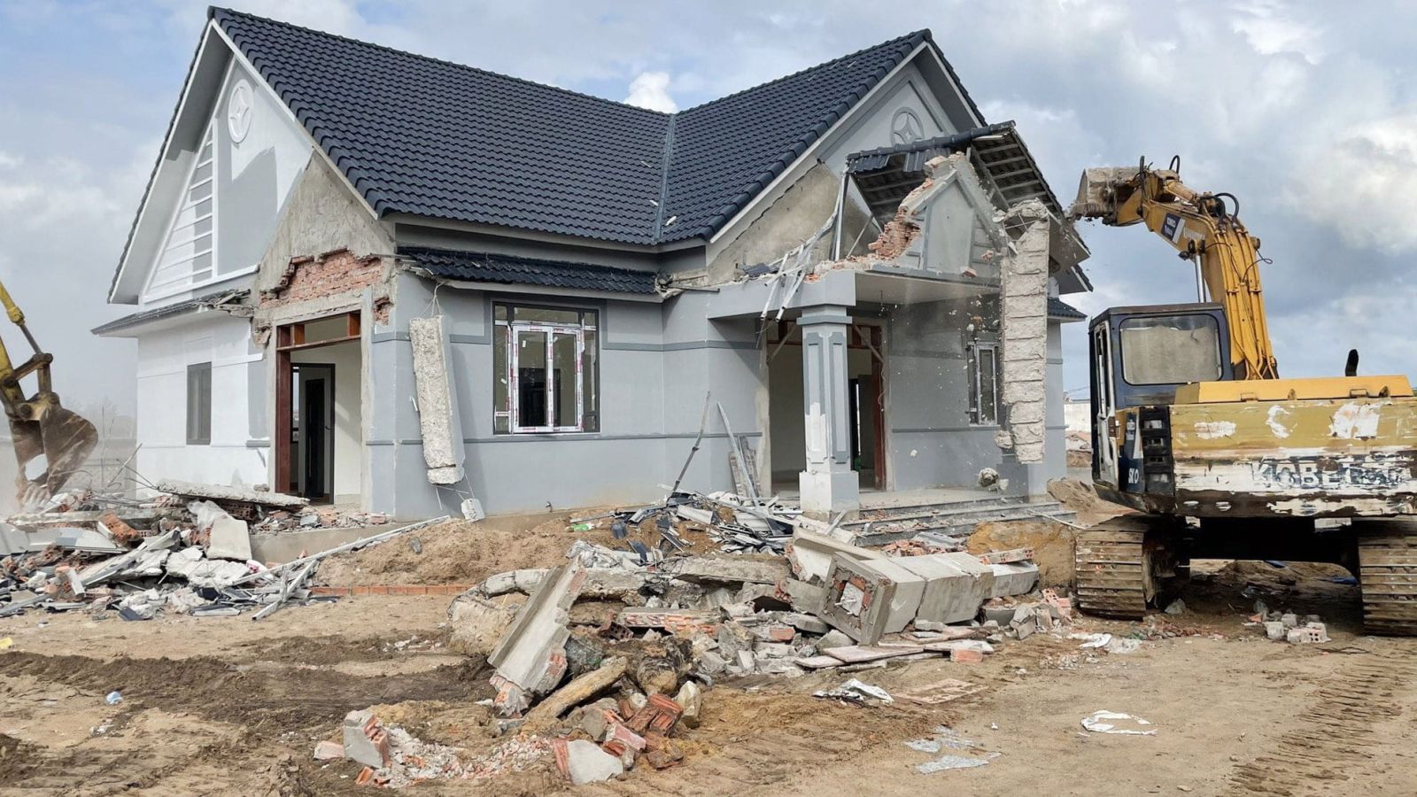 Đập Phá-Tháo Dỡ Nhà Phường Thới An: Dịch Vụ Chuyên Nghiệp & Uy Tín